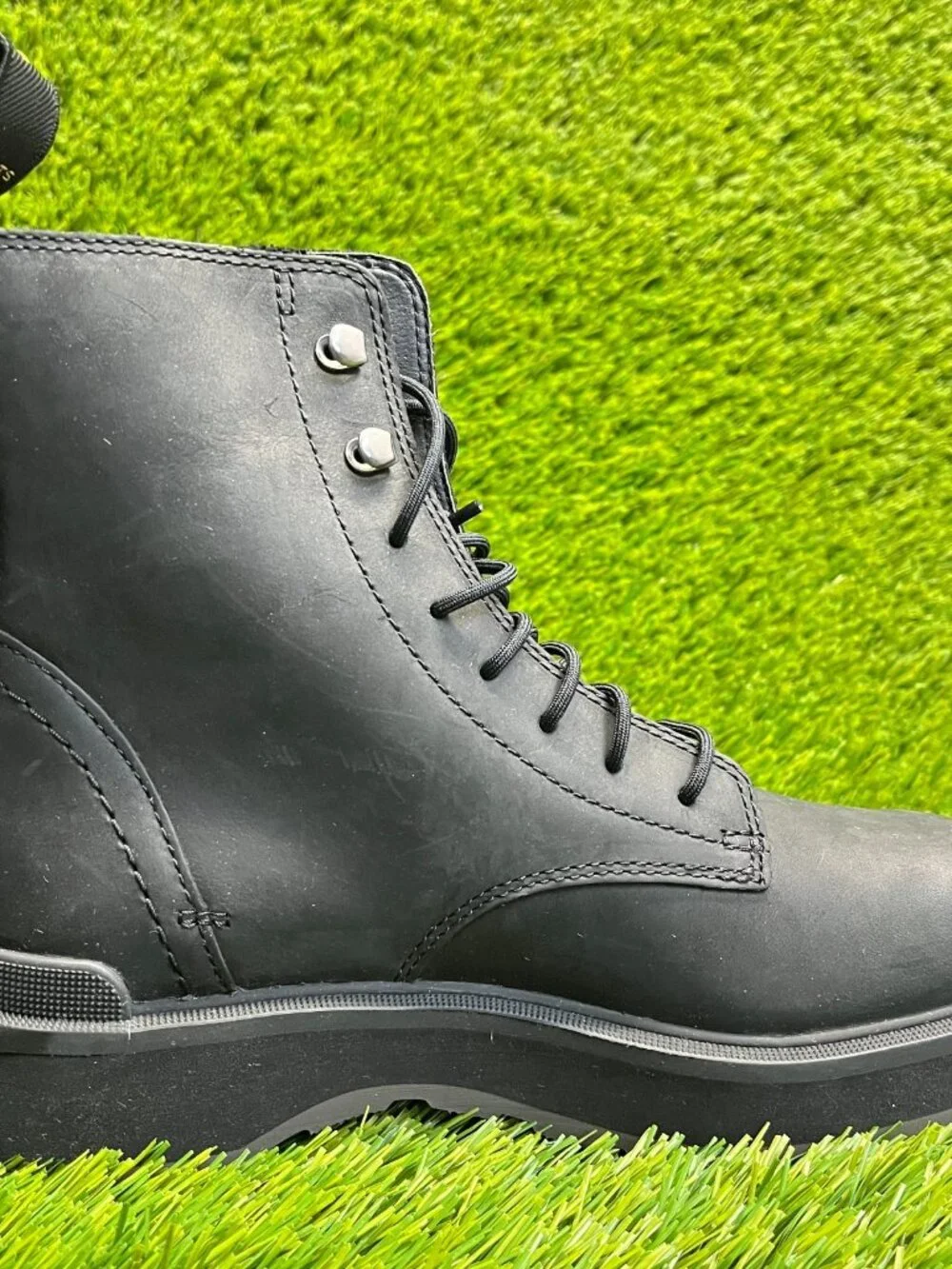 Sorel Hi-Line Womens Size 7.5 Black Classic Outdoor Leather Lace Up Heel Boots_4
